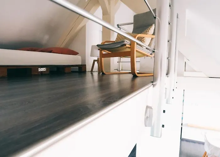 Hyper Centre , Climatise Apartment